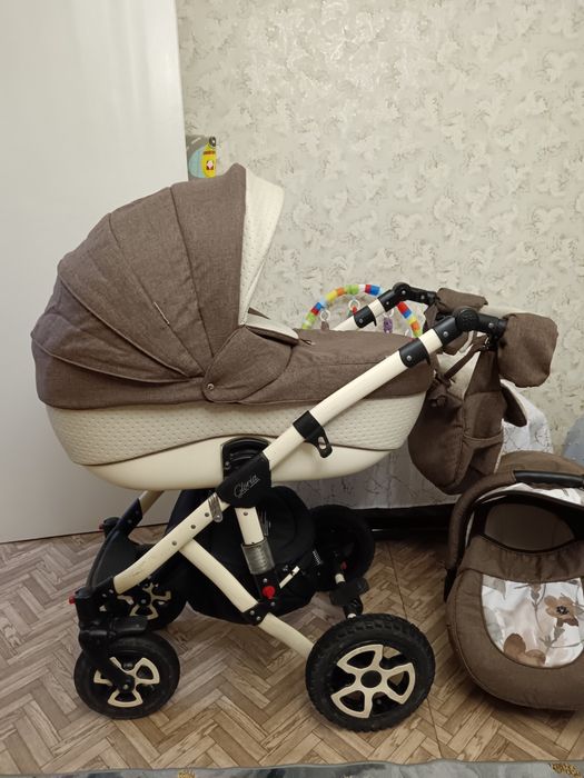 Детская коляска 3в1