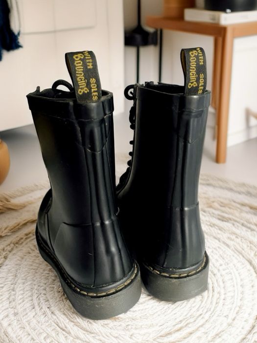 Dr. Martens 1460 (8-Eye) Negri, Talpa AirWair | Stare Foarte Bună