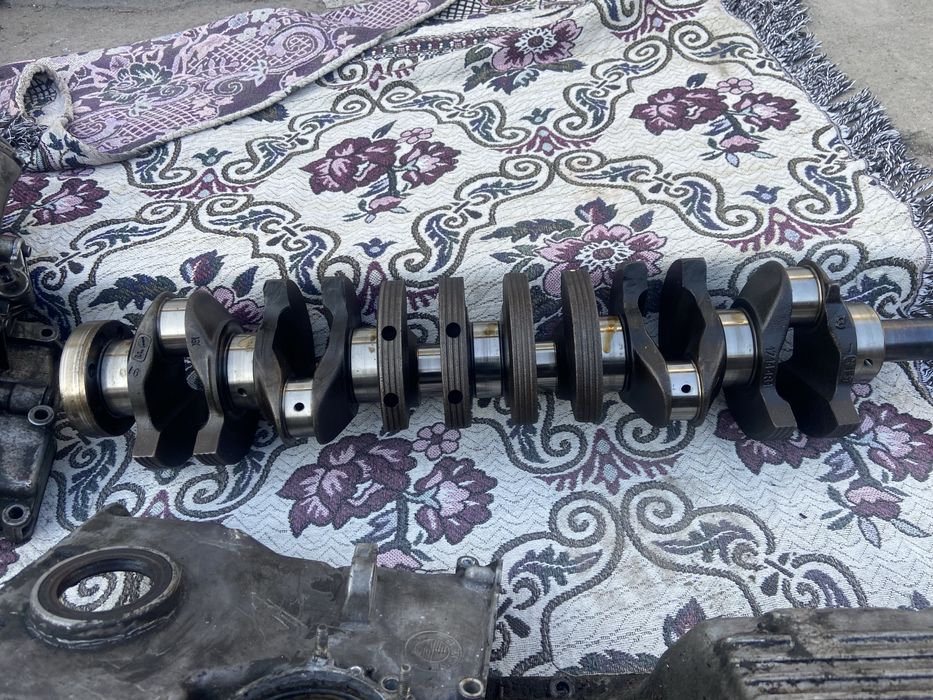 Продам на бмв е 34