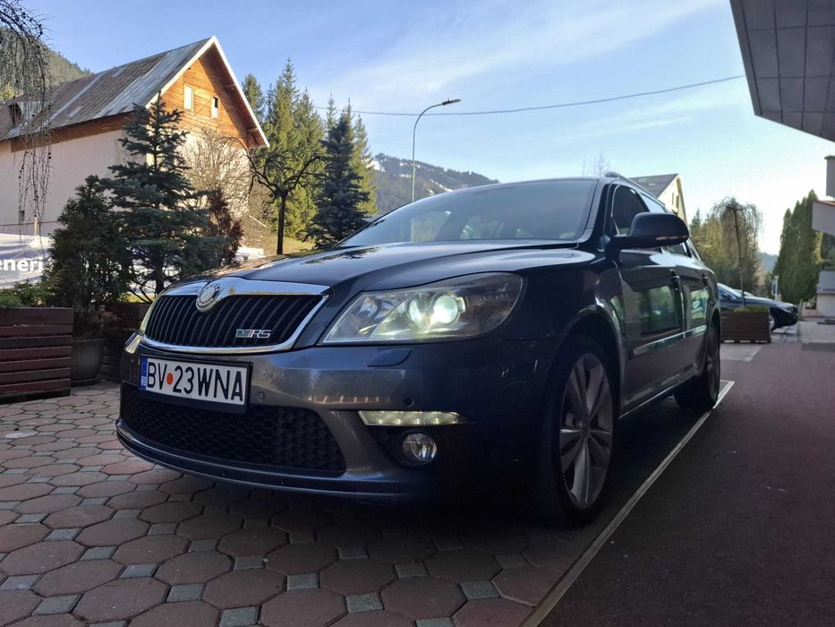 SKODA Octavia 2010 — imagine 1