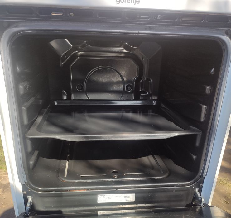 Vând aragaz Gorenje