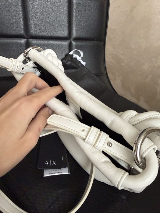 Чанта Armani Exchange като нова от еко кожа