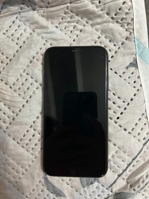 Продам iphone 11