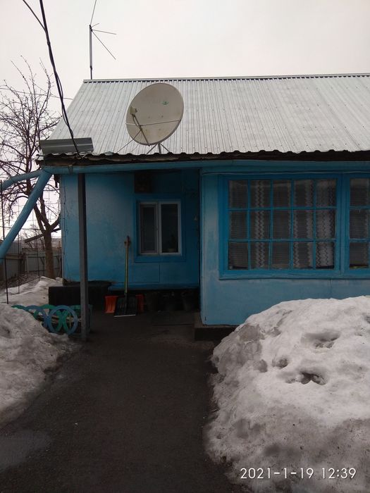 Продам дом,три комнаты.