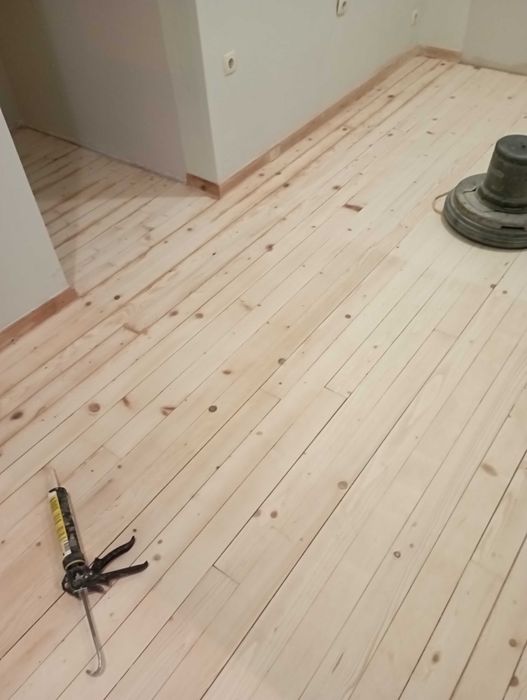 Циклещи машини за паркет под наем