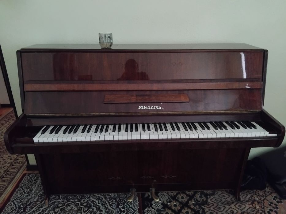 Юност 3 пианина прадается