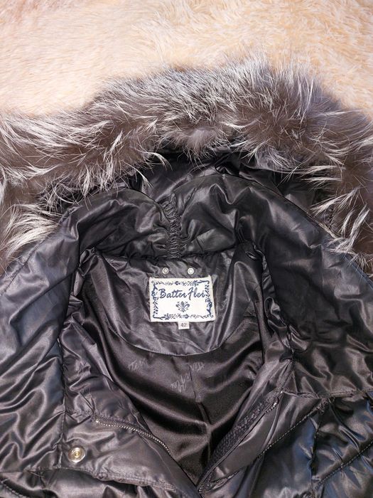 Продам пуховик женский