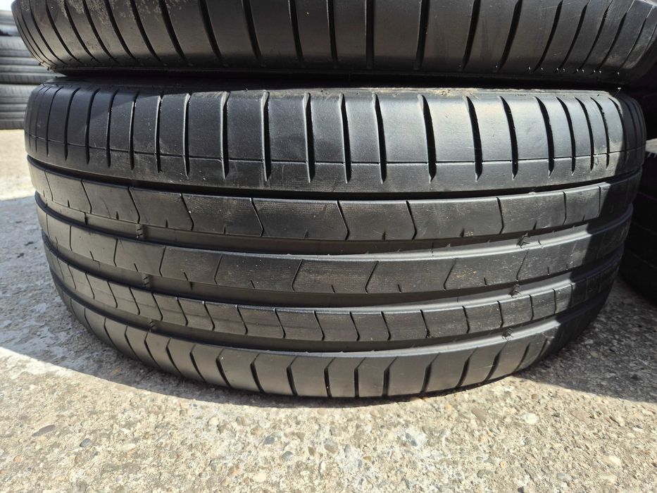 2 Anvelope de VARA - 275/40/22 107Y - PIRELLI P-ZERO RFT * OEM Bmw X7 - CA UNELE NOI - DOT 2019 !