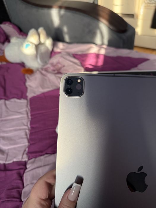 Планшет Apple pro 11