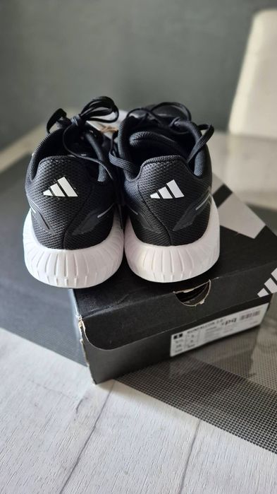 Маратонки Adidas