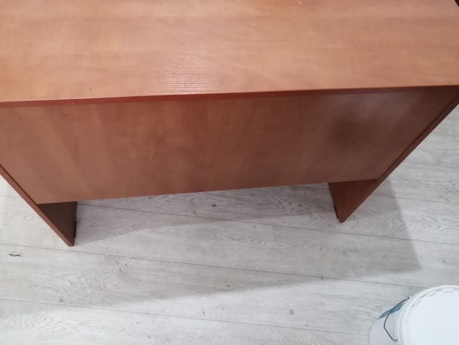 Продам стол для офиса, для комнаты