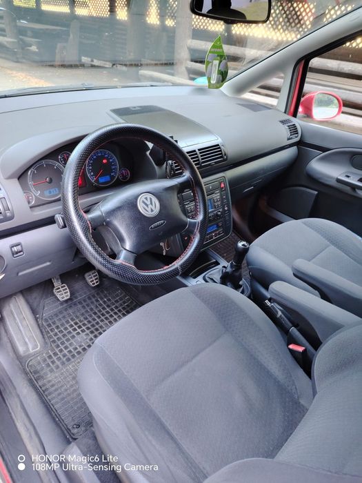 Volkswagen Sharan De vanzare sharan 1,9 TDI ,7 locuri ,an fabricatie 2008