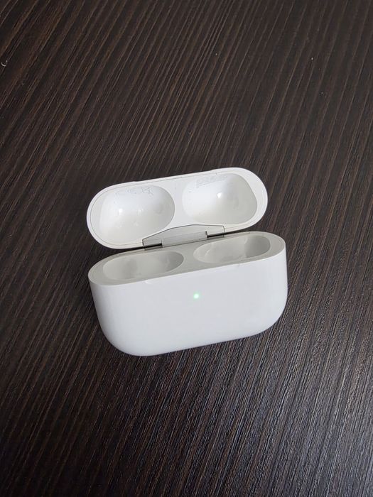 Кейс от Airpods Pro 1-го поколения