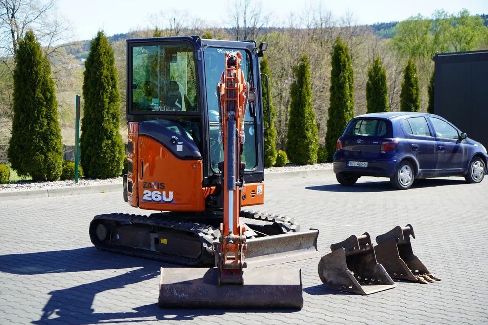 Hitachi ZX26U-6 CR / MINI EXCAVATOR / 2022 / 1900 ORE / SET CUPĂ