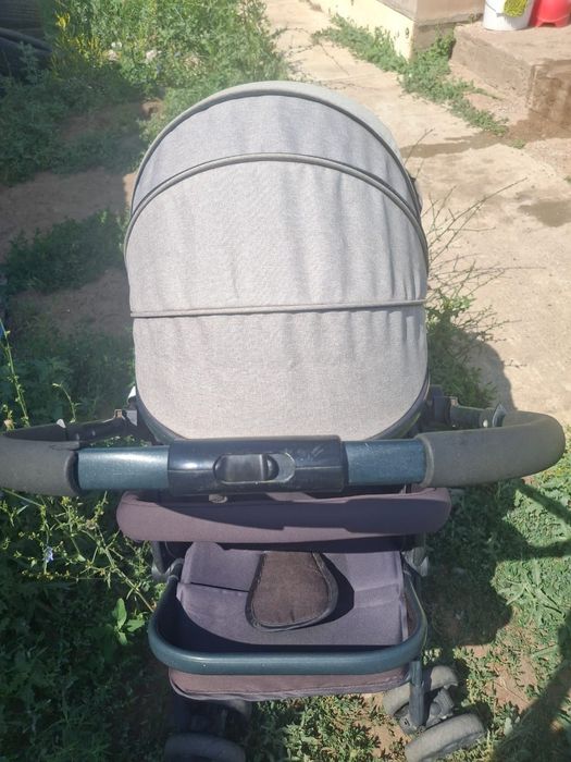 Продается детская  коляска в хорошем состоянии