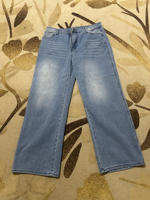 Продам мужские джинсы