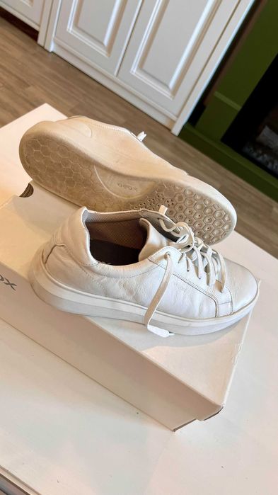 Adidasi / Sneakers barbati Geox marimea 40