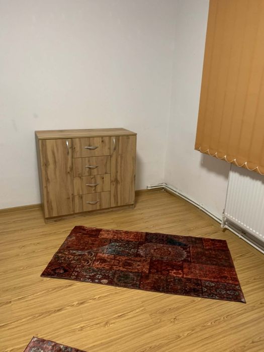 Apartament 2 camere de inchiriat