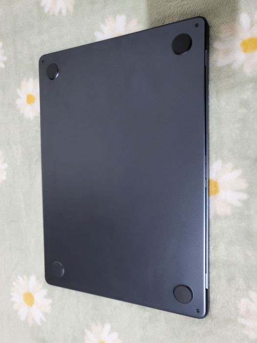 Macbook Air M2 midnight blue full box sotiladi