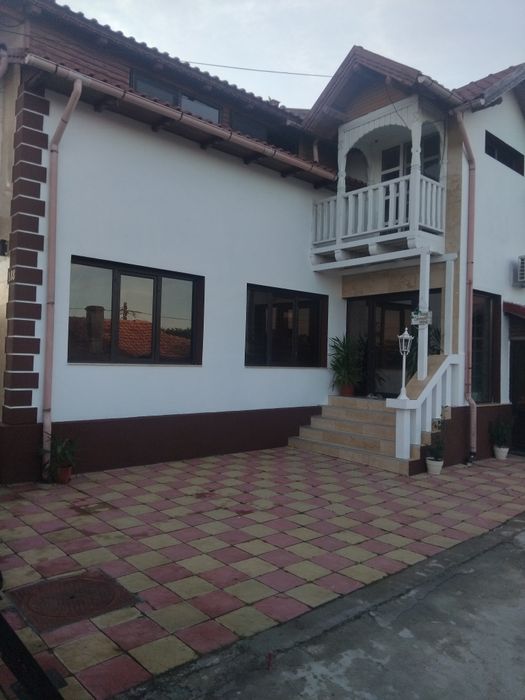 Vand casă/vila în 2Mai