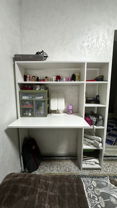 Стол белый компьютерный