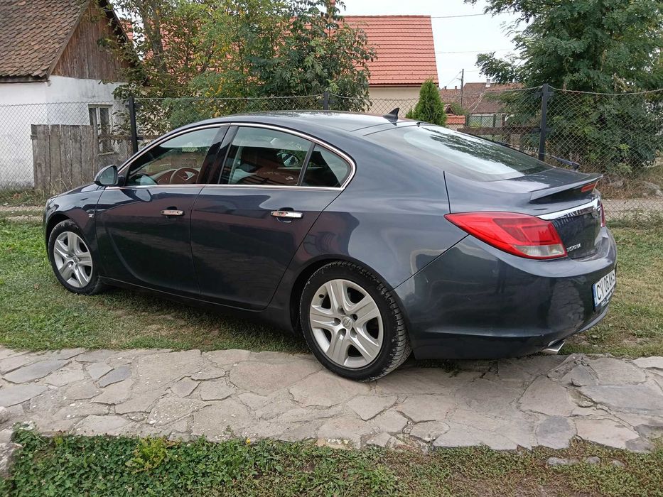 Opel Insignia 2010