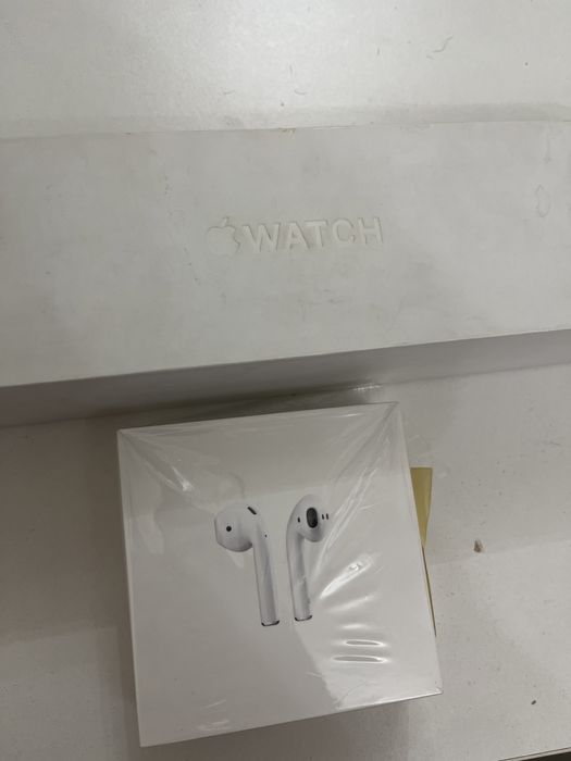 Эплвоч и эйрподс