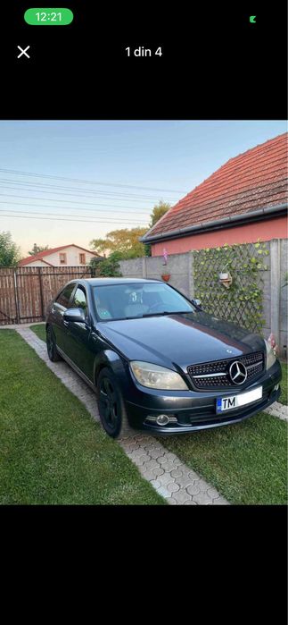 Vând Mercedes C200