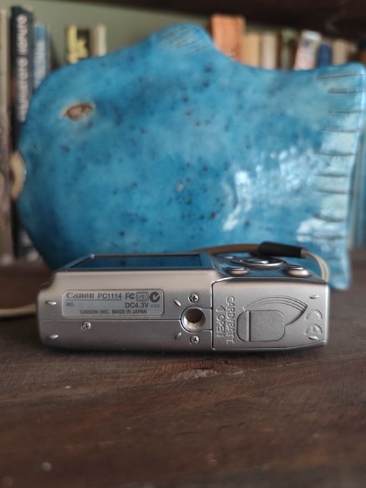 Дигитален фотоапарат Canon Ixus 700