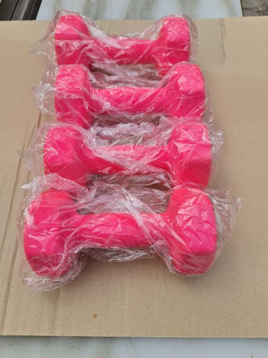 Gantere 2x5 kg roz,noi.
