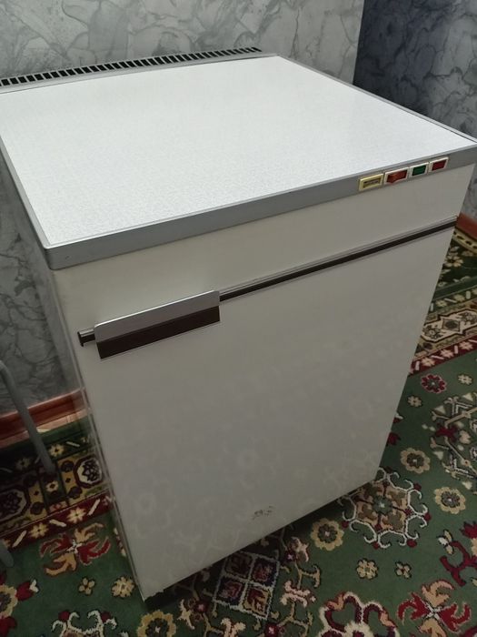 Продам морозильную камеру