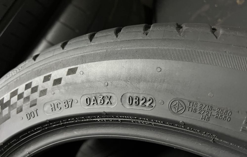 245/45/18 MICHELIN