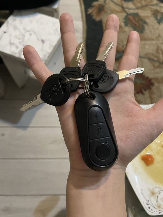 Продам скутер хорощем состояне