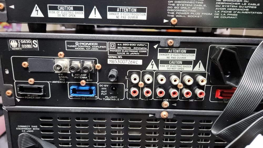 Sistem  Pioneer cu telecomandă