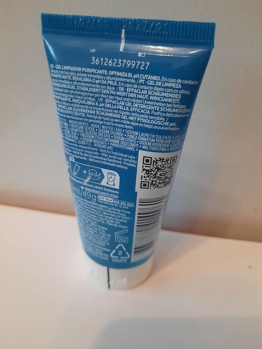 La Roche-Posay Effaclar Purifying Foaming Gel de 50 ml,  Curățare Piele Hidratare Ten Îngrijire Fata