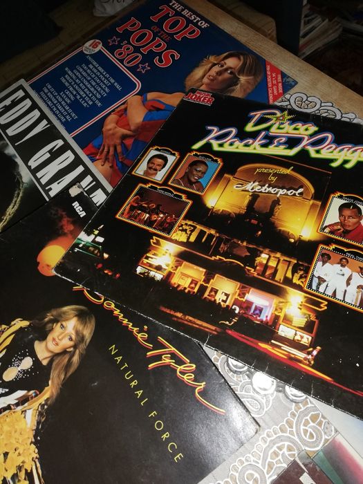 Продавам грамофонни плочи