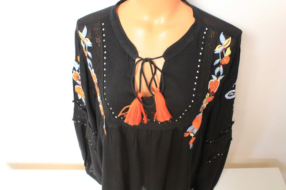 Bluza neagra din panza fina 100%