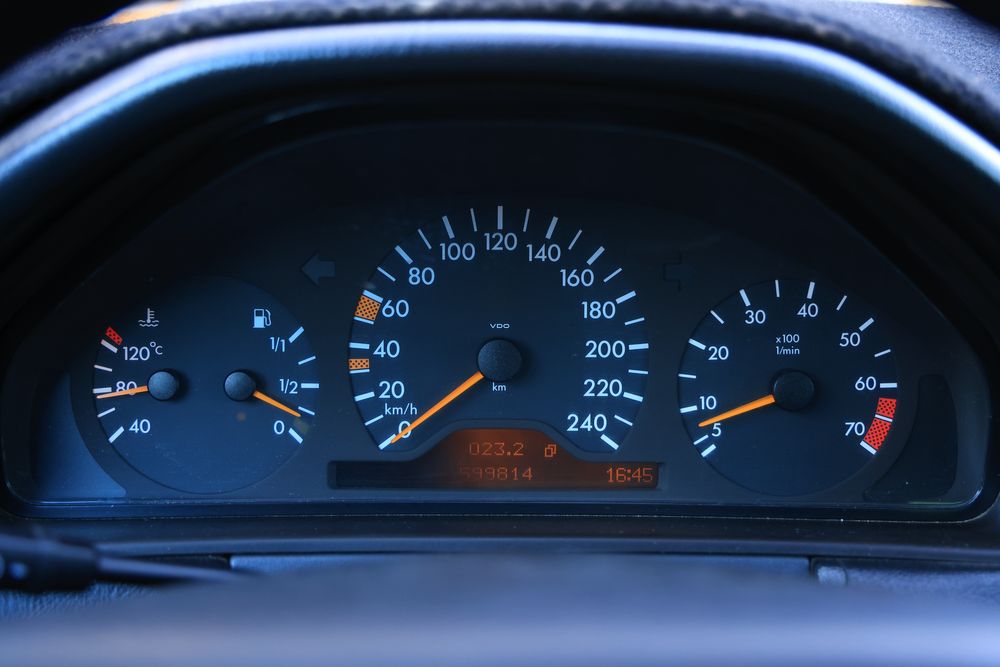 Продам Mersedes-Benz E280