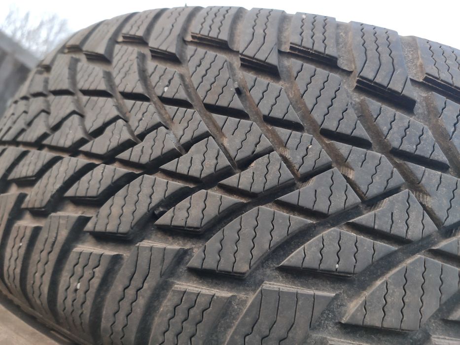 2бр Зимни гуми 205 60 16 - Petlas - DOT 2023