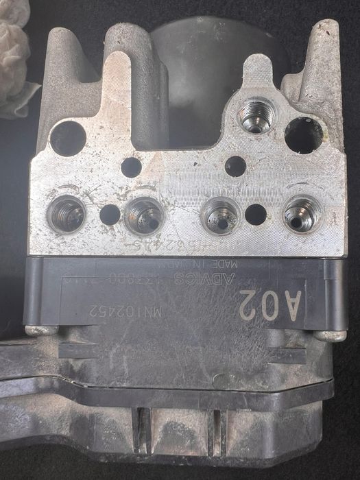 ABS помпа за Mitsubishi L200