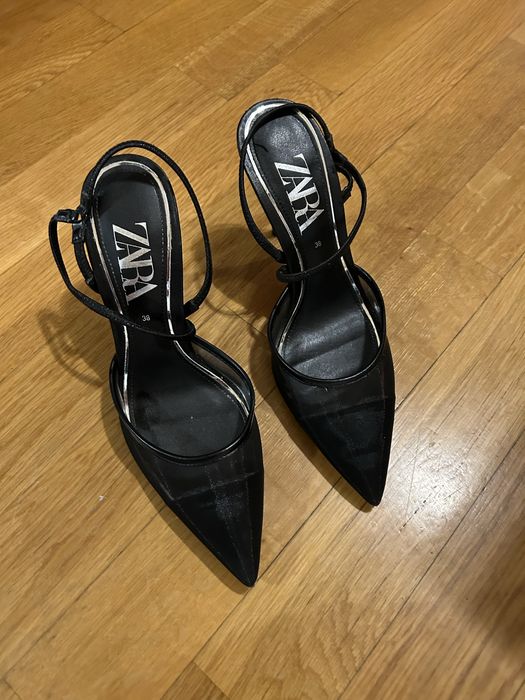 Обувки на ток  Zara