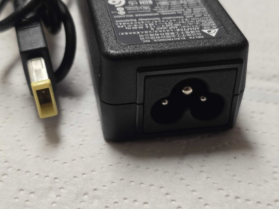 Incarcator laptop Delta 19V 1.58A 30W ADP-30AD P - mufa tip USB