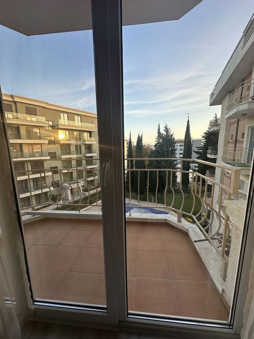 Дава се под наем Двустаен апартамент в к.к. Св.Св. Константин и Елена - 80 кв.м за 600 € - Снимка #5