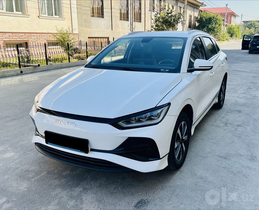BYD E2 405 km  Luxury Kraska Tozza 100%
