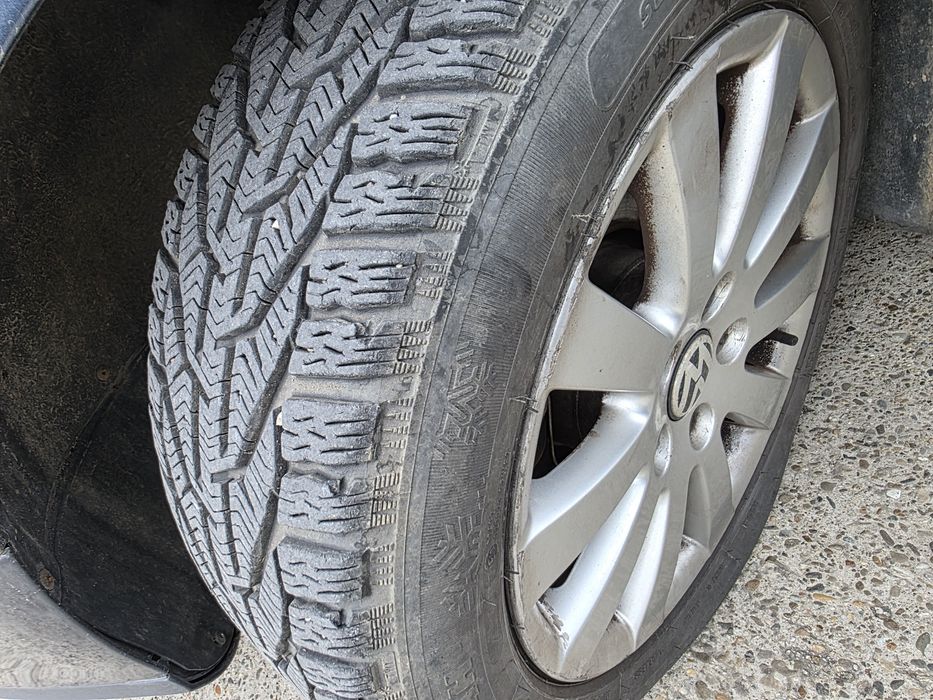 VOLKSWAGEN Passat B6 2006