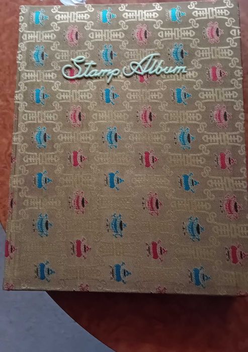 Clasor cu timbre vechi