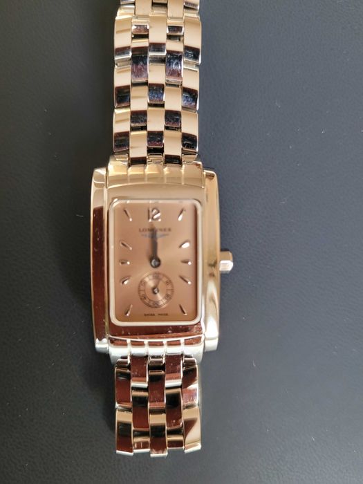 Нов швейцарски часовник Longines Dolce Vita, циферблат цвят шампанско