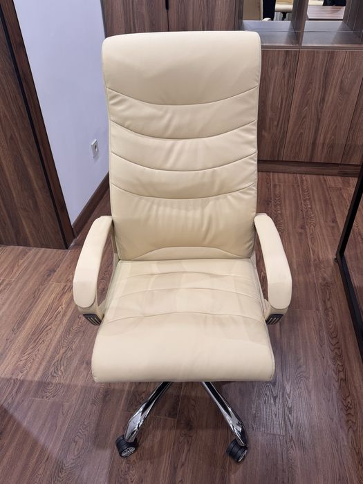 Новые рабочие кресла