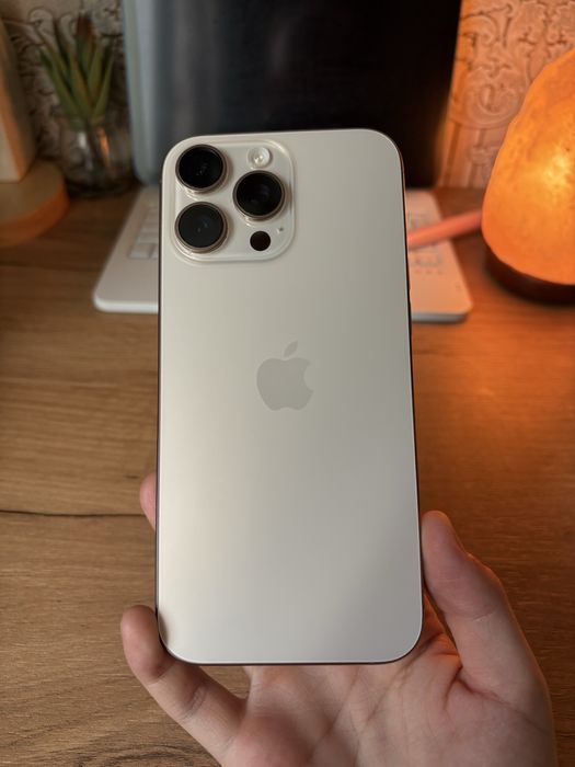 Iphone 16про макс 470000