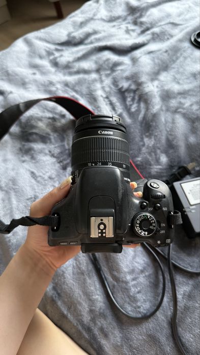 Фотокамера Canon EOS 600D Kit 18-55 II